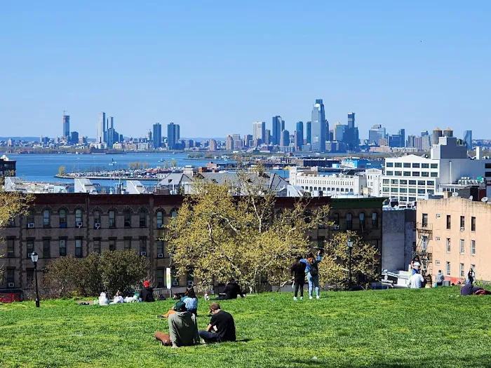 Sunset Park Picture 2