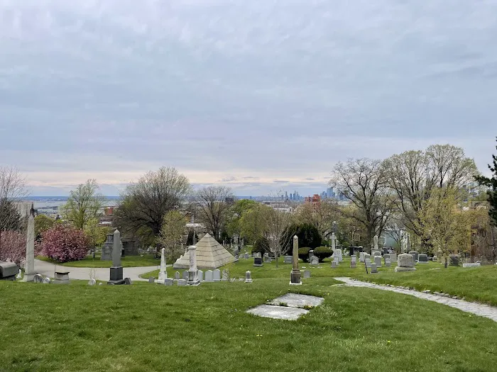 Viewpoint to Statue of Liberty at Greenwood Picture 5