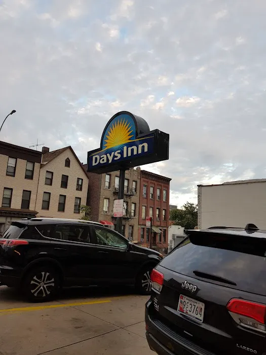 Days Inn by Wyndham Brooklyn Picture 3