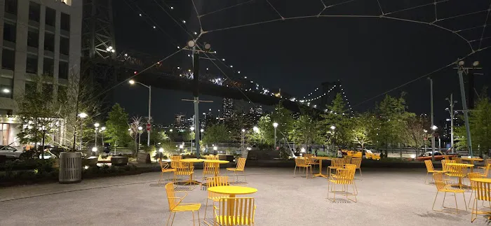 Domino Square Picture 8