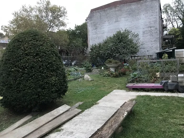 Clifton Place Block Association Garden Picture 5