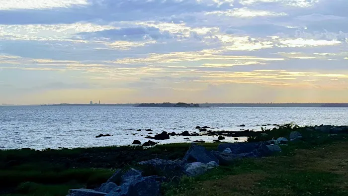 Greenwich Point Beach Picture 6