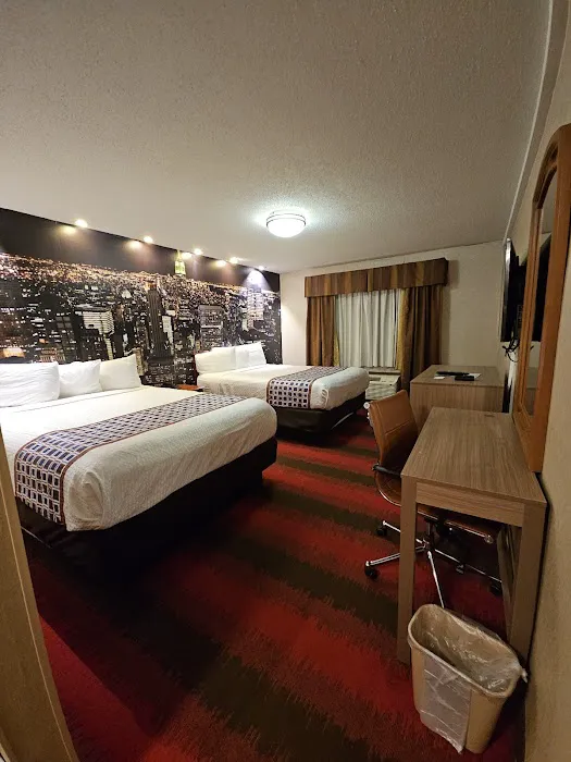 Motel capri NY Picture 5