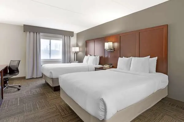 Comfort Inn Edgewater on Hudson River Picture 4