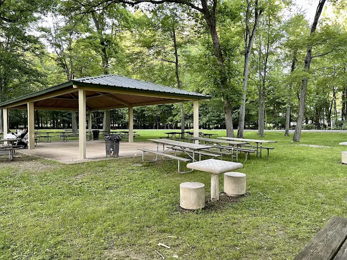 Wood Dale County Park Picture 2