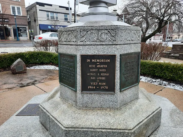 Pearl River.Memorial Park Picture 6