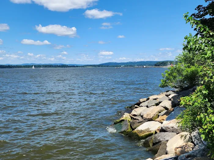 Louis Engel Waterfront Park Picture 2