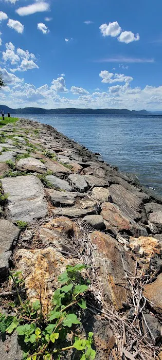 Louis Engel Waterfront Park Picture 9