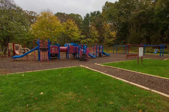 Chilmark Village Park Picture 3