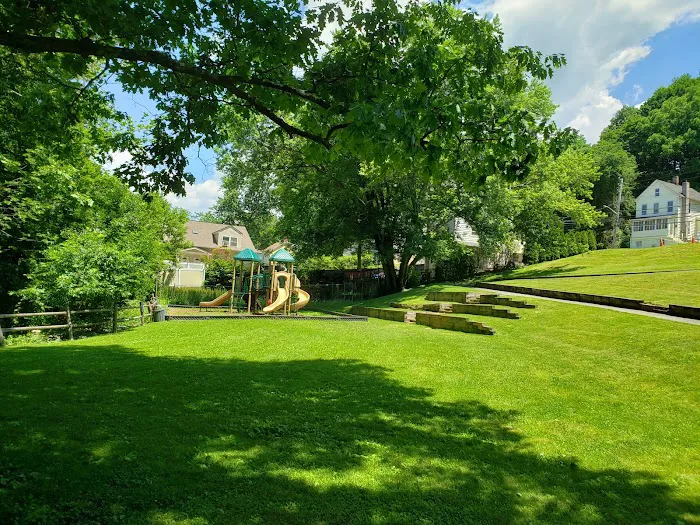 Dale Avenue Park Picture 6