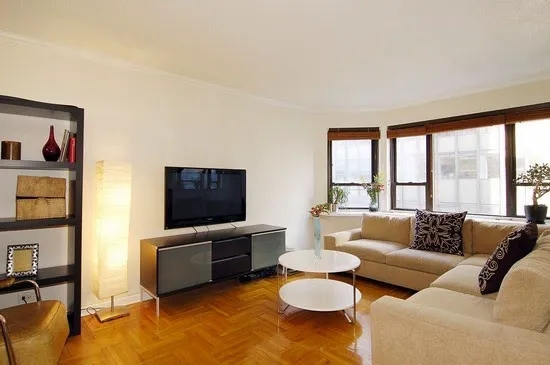 Suites at United Nations Picture 10