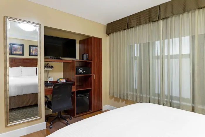 Best Western Plus Hospitality House Picture 6