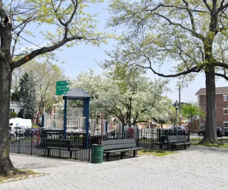 Dyker Beach Park