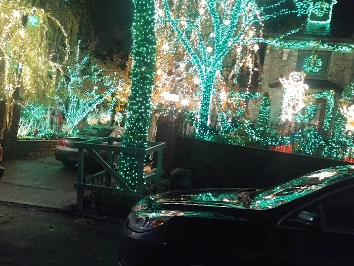 DeRussy Drive Picture 8