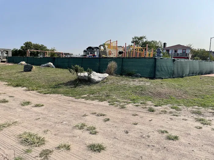 Sunset View Park Picture 6