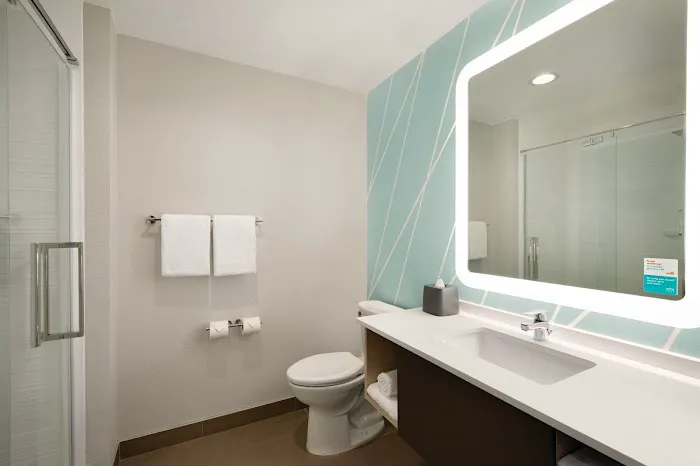 avid hotel Brooklyn - Dyker Heights by IHG Picture 3