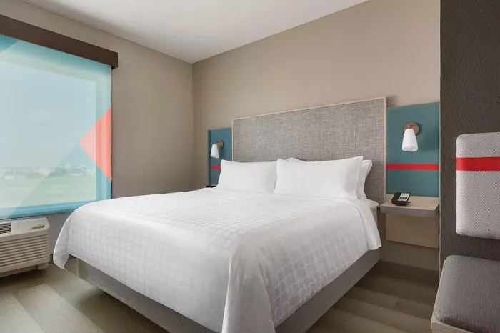 avid hotel Brooklyn - Dyker Heights by IHG Picture 1