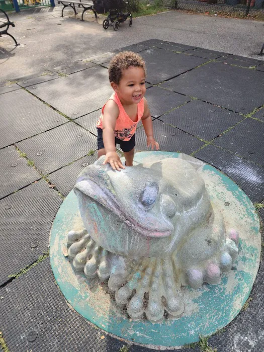 Dan Ross Playground Picture 8