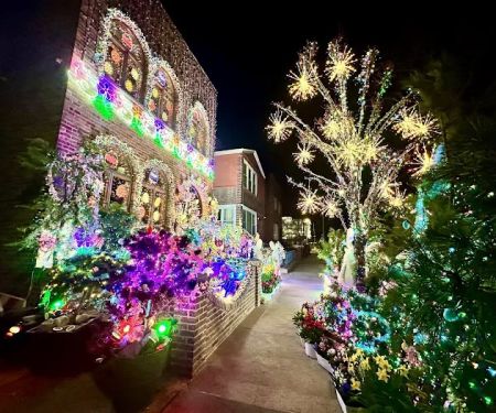 Bay Ridge Holiday House