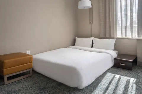 TownePlace Suites New York Brooklyn Picture 8