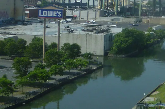 Lowe's Gowanus Parklet and Boat Launch Picture 9