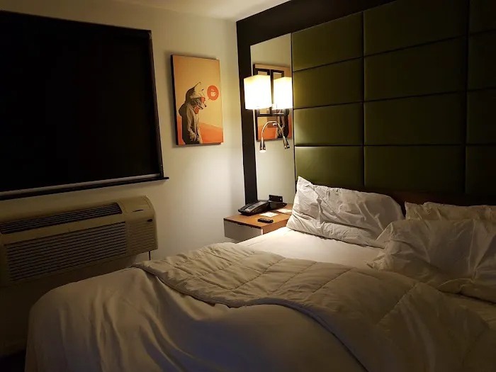 Hotel (Coming Soon) Picture 4