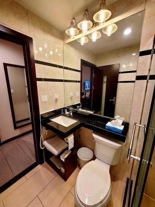The L Hotel Picture 4
