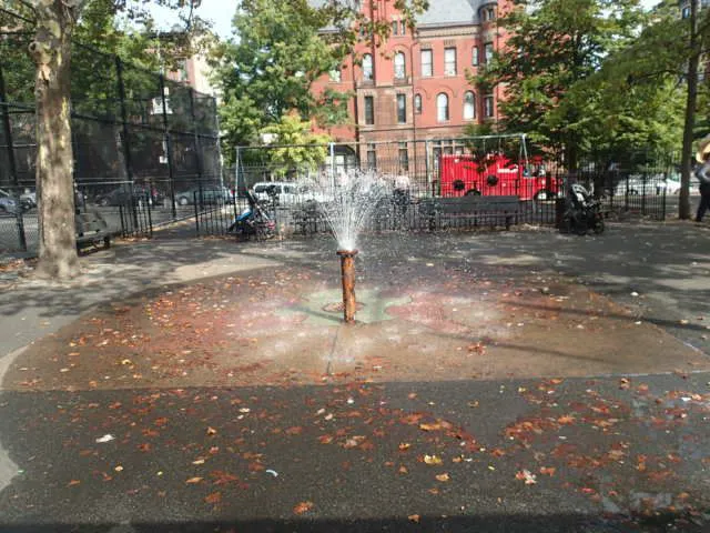 Greene Playground Picture 9