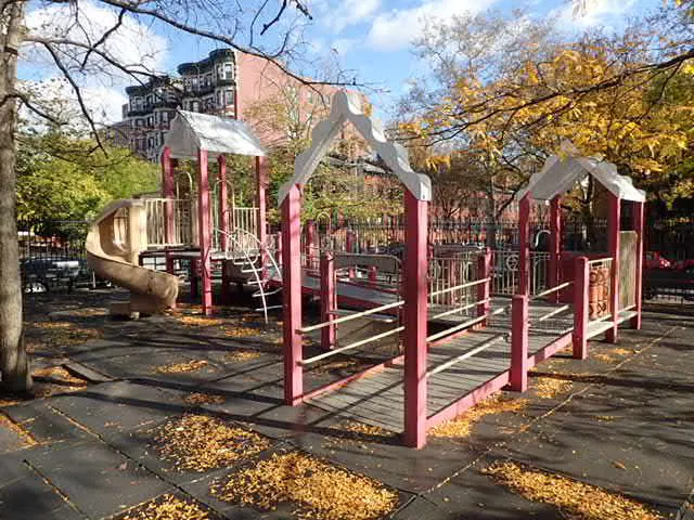 Greene Playground Picture 4