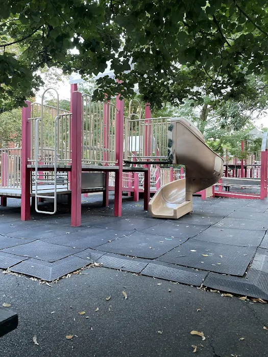 Greene Playground Picture 2