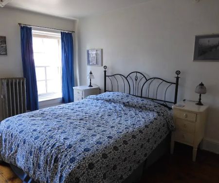Regina’s New York Bed and Breakfast