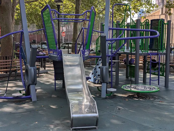 Bridge Street Park Picture 4