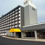 La Quinta Inn & Suites by Wyndham Stamford / New York City