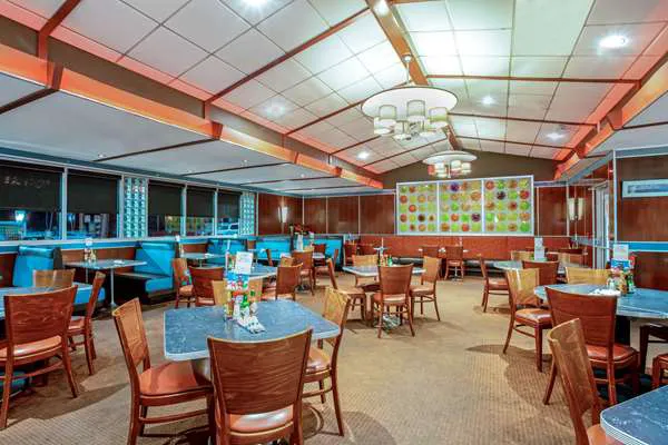 La Quinta Inn & Suites by Wyndham Stamford / New York City Picture 10
