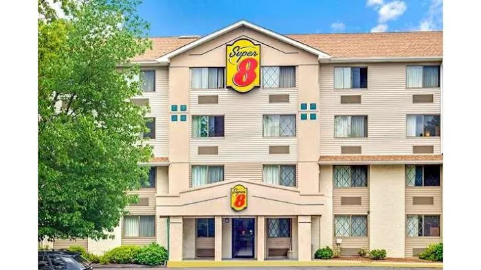 Super 8 by Wyndham Stamford/New York City Area Picture 1
