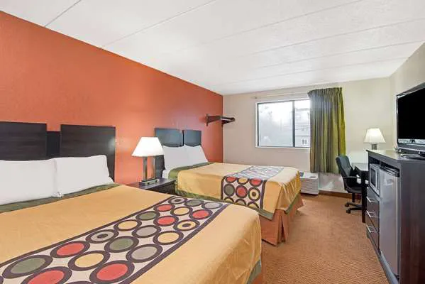 Super 8 by Wyndham Stamford/New York City Area Picture 5
