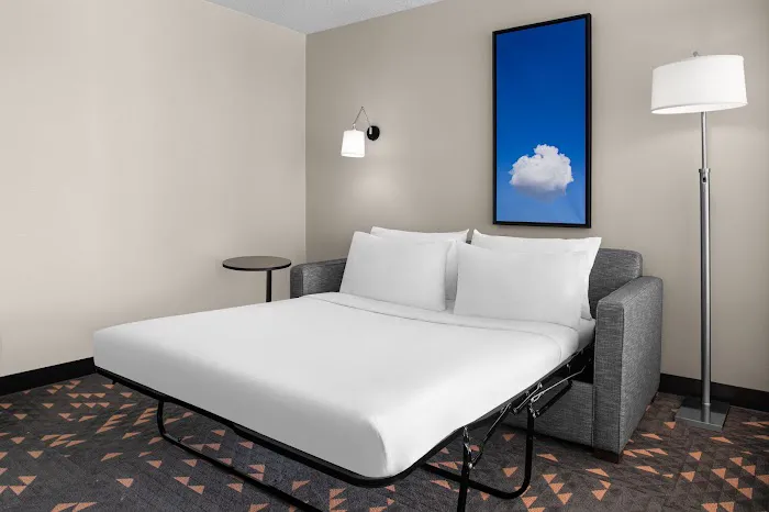 Holiday Inn Hasbrouck Heights-Meadowlands by IHG Picture 5