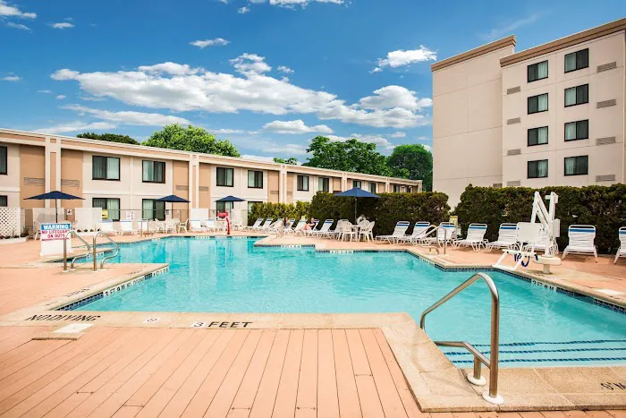 Holiday Inn Hasbrouck Heights-Meadowlands by IHG Picture 4