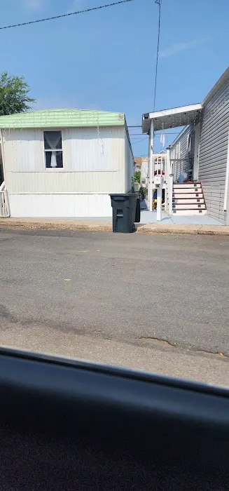 Costa Mobile Home Park Picture 9