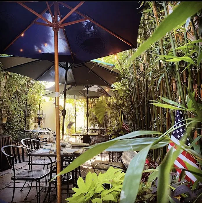 Ivy Inn Restaurant & Bar Picture 7