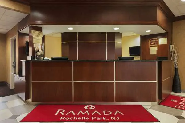 Ramada by Wyndham Rochelle Park Near Paramus Picture 3