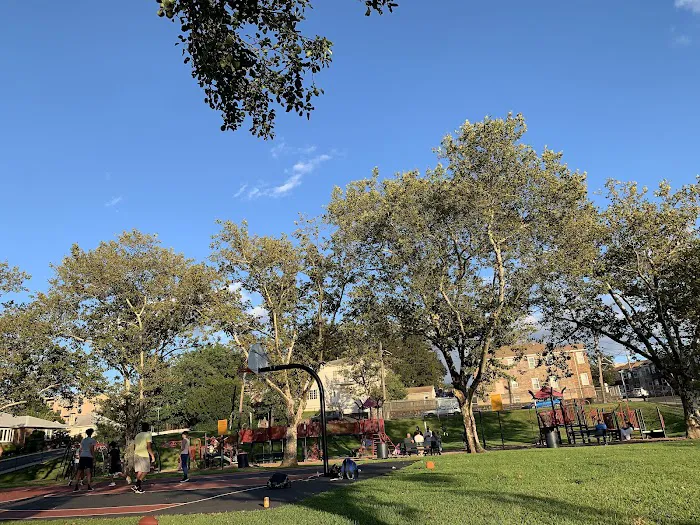 88th Street Park Picture 3