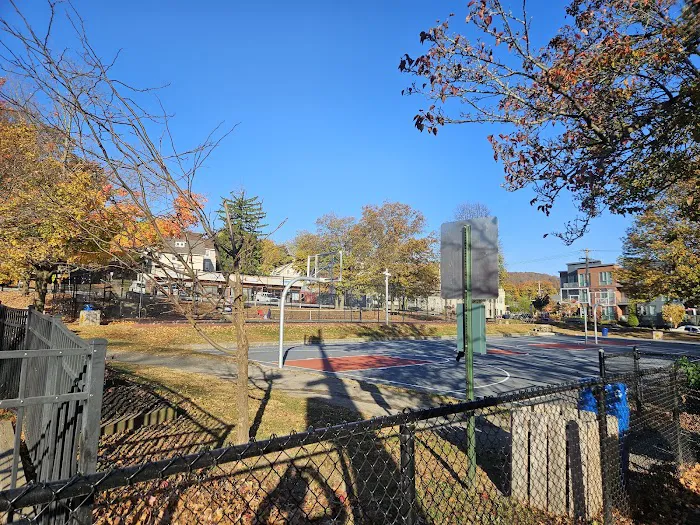 Franklin Street Park Picture 1