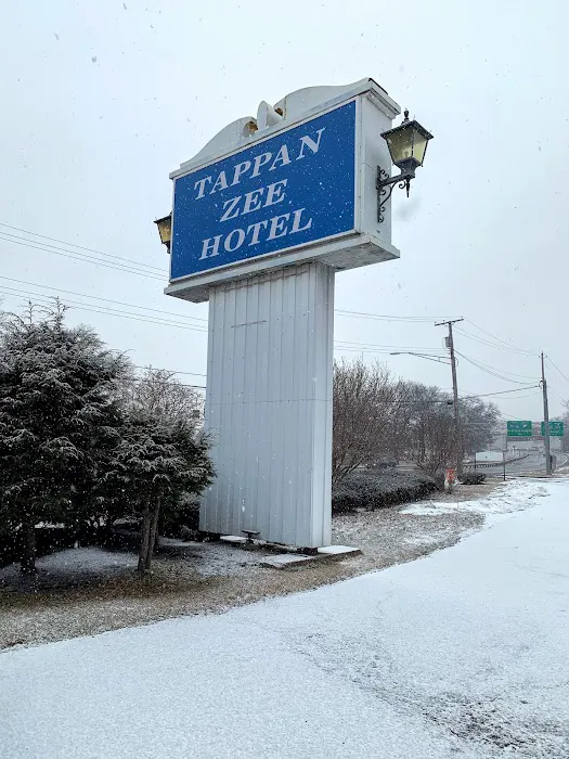 Tappan Zee Hotel Picture 2