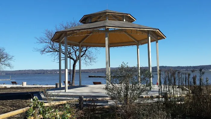 Village of Nyack Memorial Park Picture 4