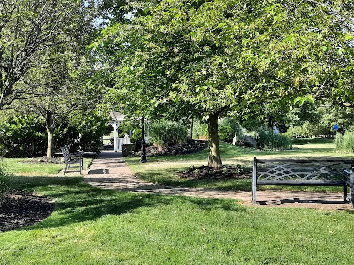 Chestnut Ridge Garden Picture 1