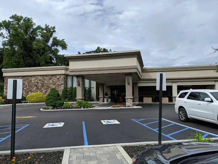Hotel MTK Mount Kisco Picture 1
