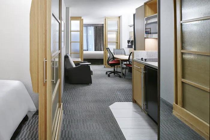 The Jewel Hotel, New York Picture 2