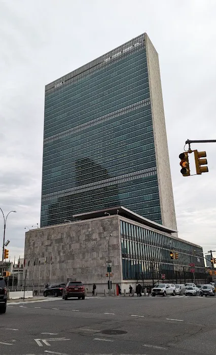 Trygve Lie Plaza Picture 10