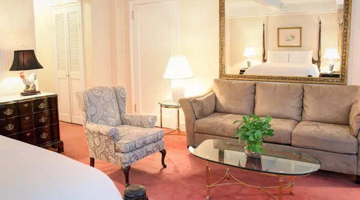 Roger Smith Hotel Picture 5
